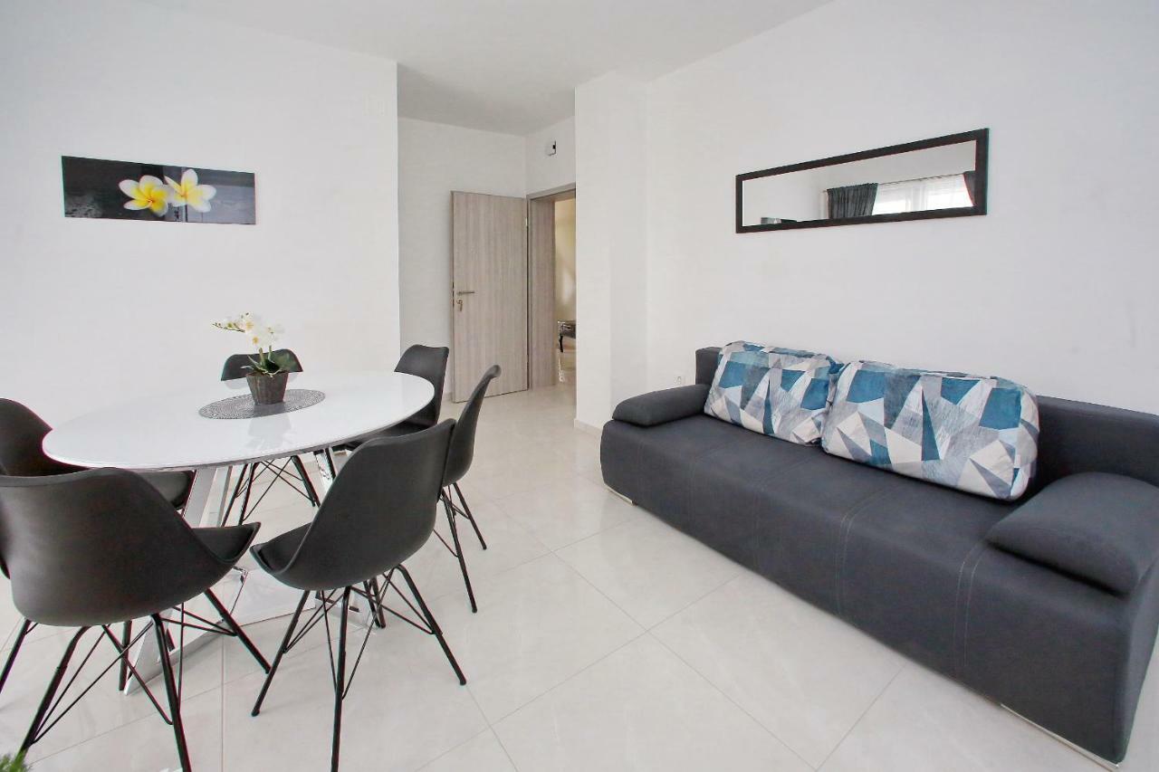 Vito Apartment บาร์บินเย ภายนอก รูปภาพ